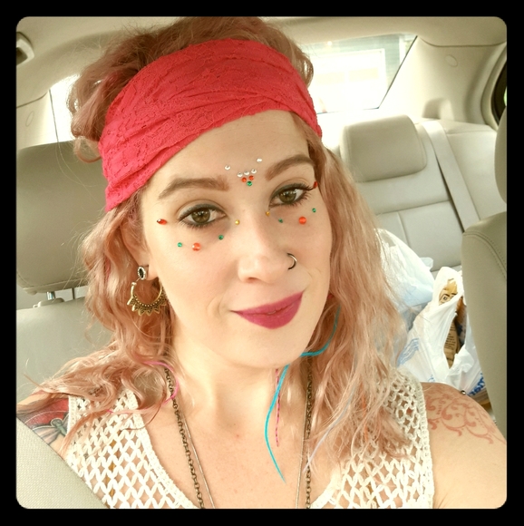 Meet your Posher, Stephanie - Picture 1 of 1